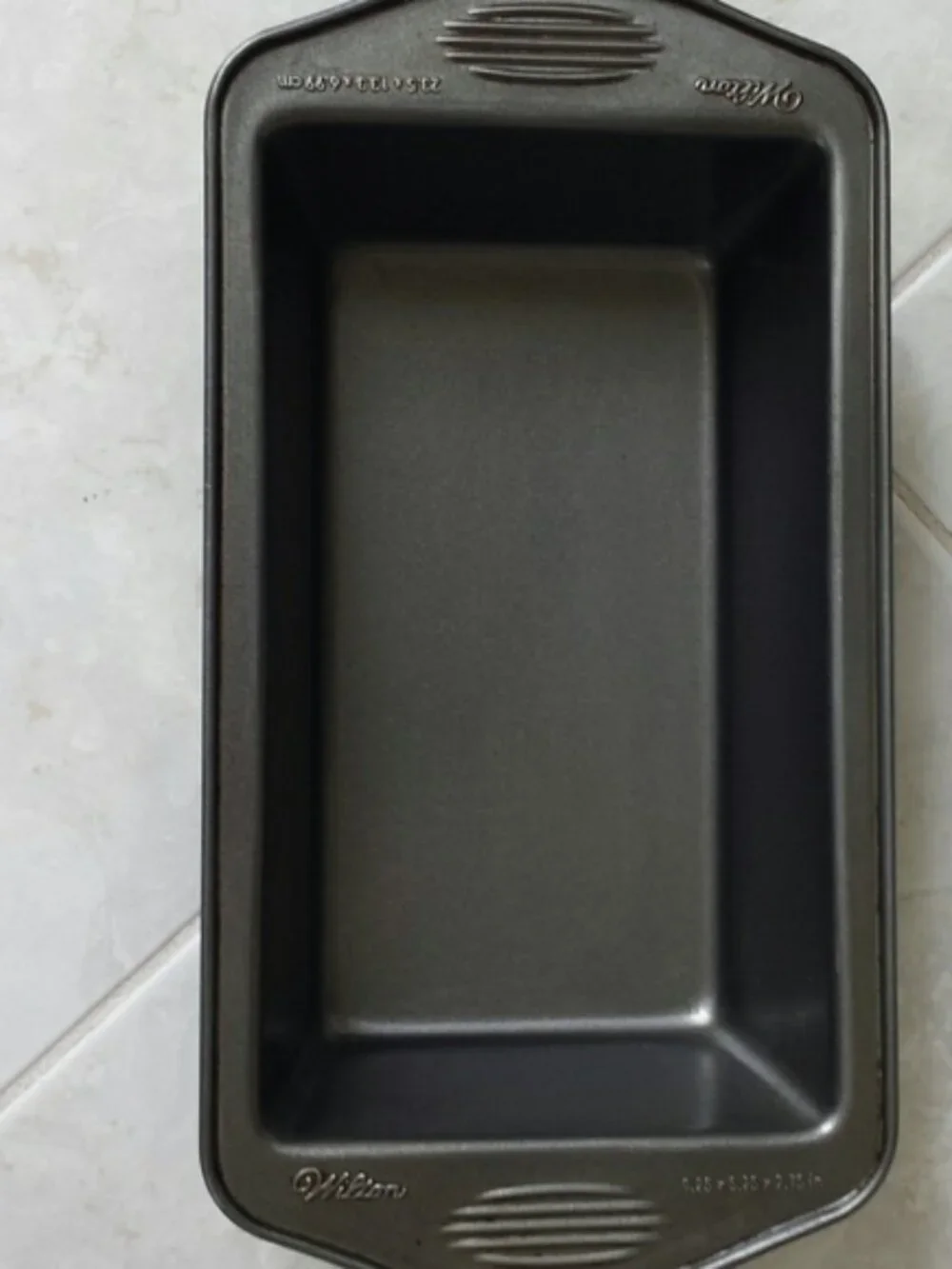 Wilton loaf pan